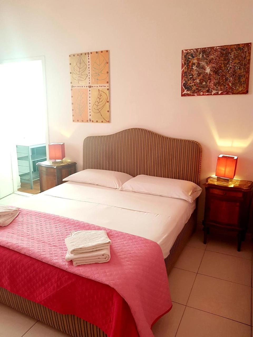 B&B Platamon Naples Luaran gambar